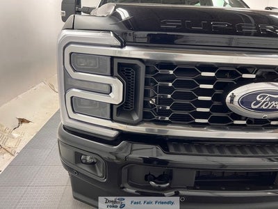 2026 Ford F-350SD Platinum DRW
