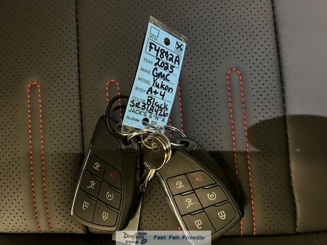 2025 GMC Yukon XL AT4 Ultimate