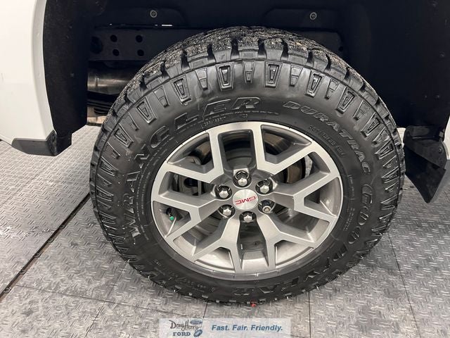 2022 GMC Canyon AT4 w/Cloth