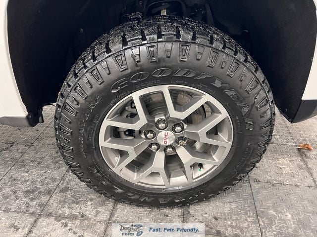 2022 GMC Canyon AT4 w/Cloth