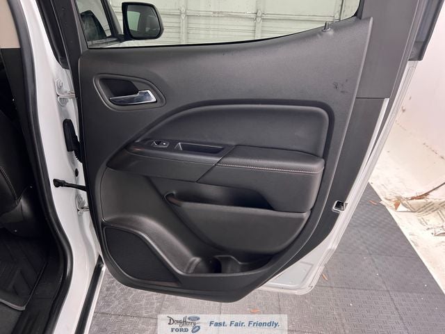 2022 GMC Canyon AT4 w/Cloth