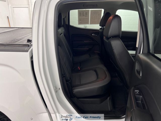 2022 GMC Canyon AT4 w/Cloth