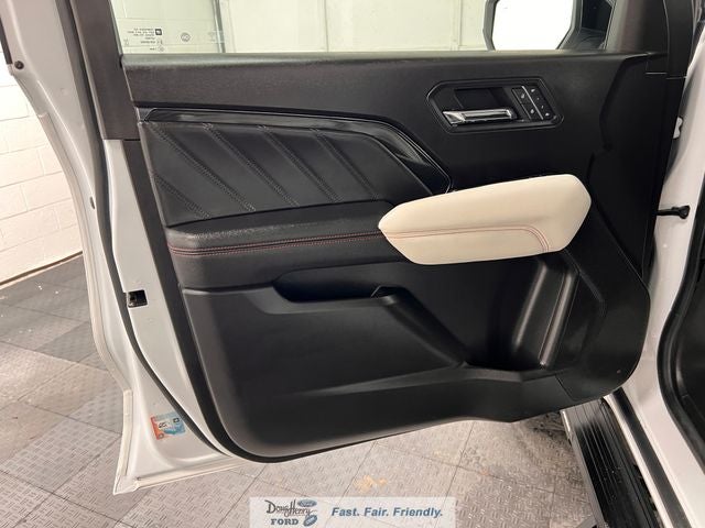 2023 GMC Canyon AT4X