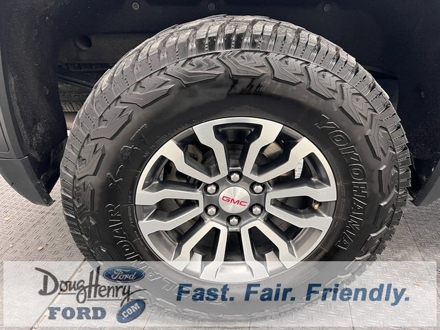 2023 GMC Sierra 1500 AT4