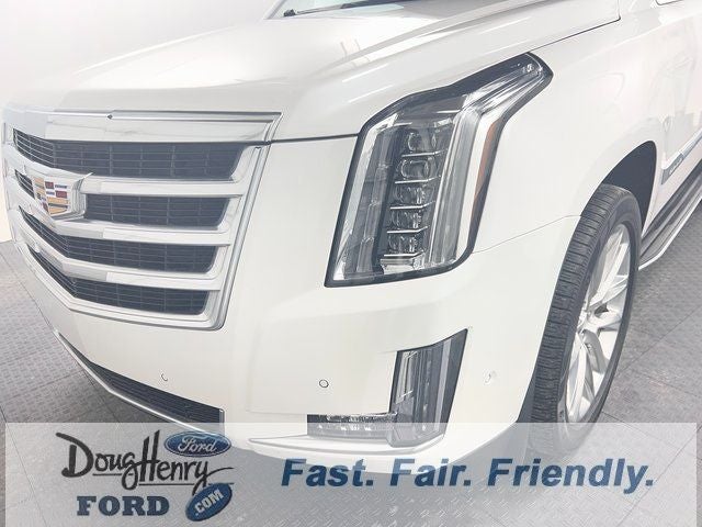 2018 Cadillac Escalade Luxury
