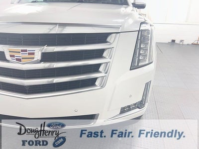 2018 Cadillac Escalade Luxury