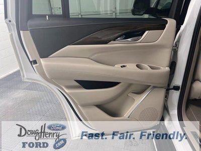 2018 Cadillac Escalade Luxury