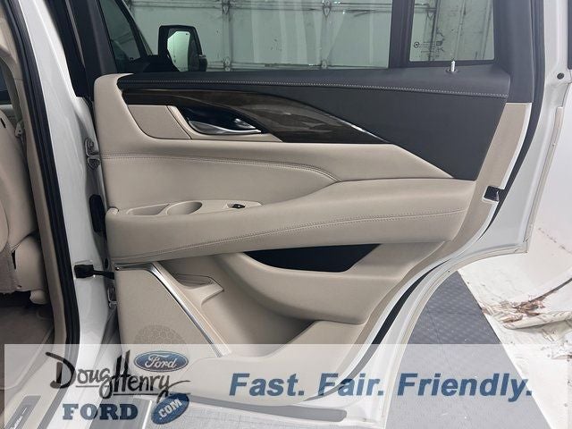 2018 Cadillac Escalade Luxury