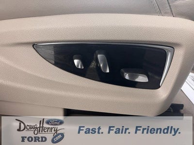 2018 Cadillac Escalade Luxury