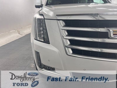 2018 Cadillac Escalade Luxury