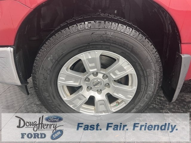 2017 Nissan Titan SV