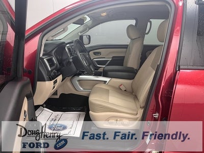 2017 Nissan Titan SV