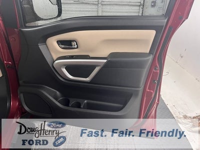 2017 Nissan Titan SV