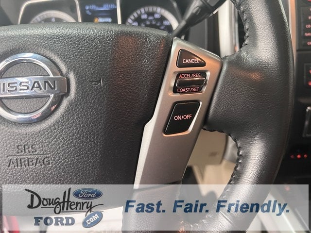 2017 Nissan Titan SV