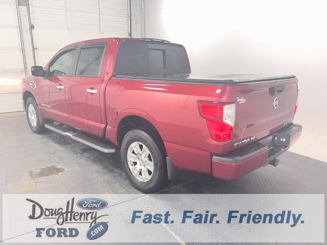 2017 Nissan Titan SV