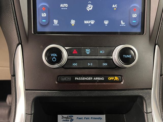 2021 Ford Edge Titanium