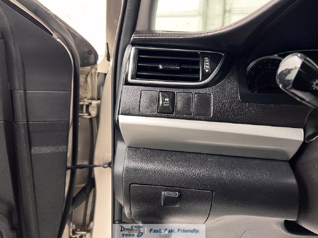 2016 Toyota Camry XSE