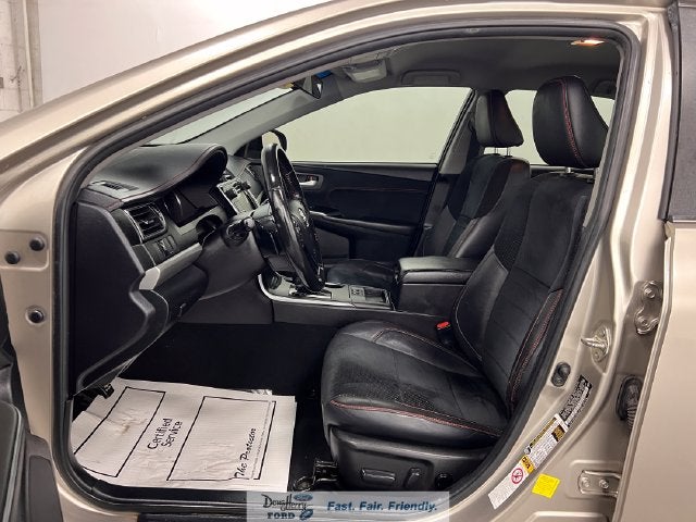 2016 Toyota Camry XSE