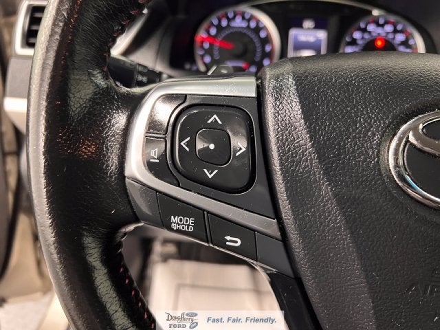 2016 Toyota Camry XSE