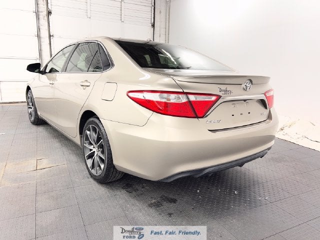 2016 Toyota Camry XSE