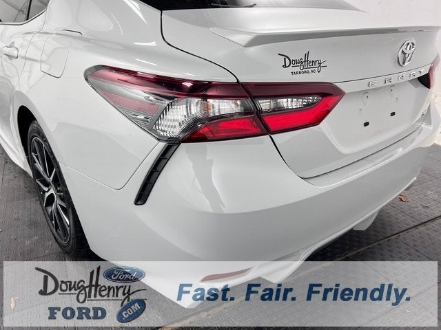 2022 Toyota Camry SE Nightshade