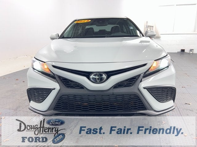 2022 Toyota Camry SE Nightshade