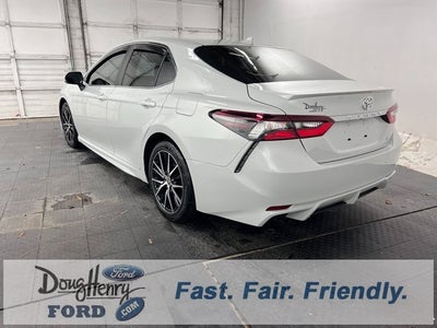 2022 Toyota Camry SE Nightshade