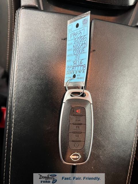 2025 Nissan Rogue SV