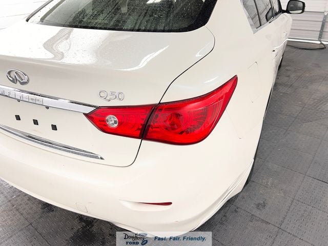 2017 INFINITI Q50 2.0t Premium