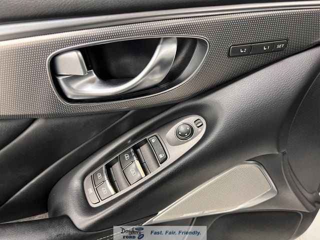 2017 INFINITI Q50 2.0t Premium