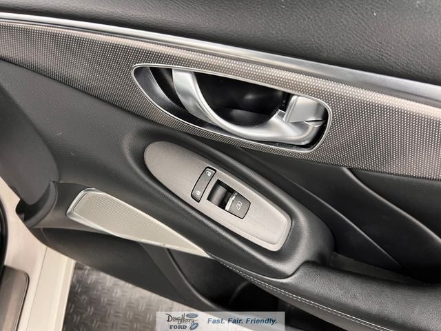 2017 INFINITI Q50 2.0t Premium