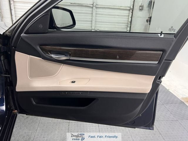 2011 BMW 7 Series 750i